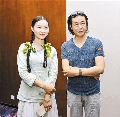 2010年，成都女孩养狼做“儿子”，11年后结局催人泪下