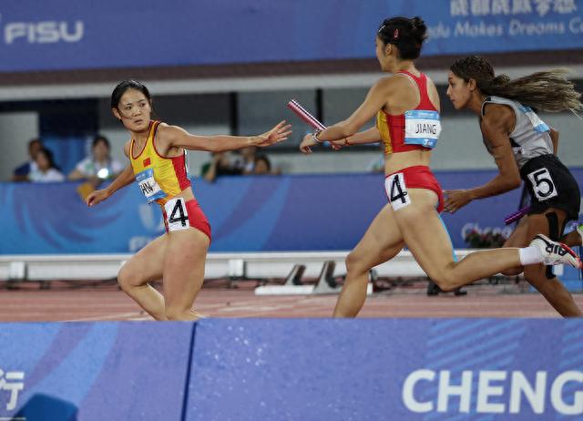 （成都大运会）田径——女子4X400米接力决赛赛况