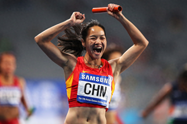 中日女飞人隔空对决，日本女子百米第1仅11秒69，被中国飞人完爆