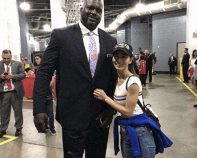 NBA篮球女主播，天使面孔魔鬼身材堪比卡戴珊，想嫁给400斤奥尼尔