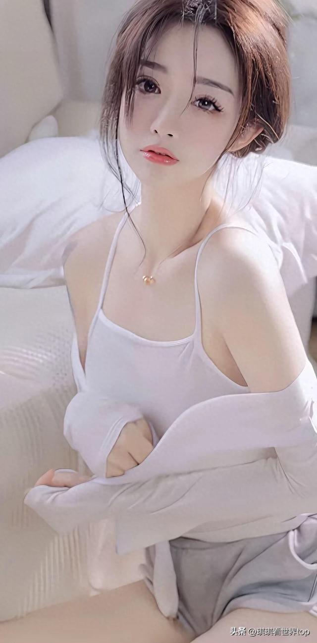 清纯亮丽美女私房高清写真