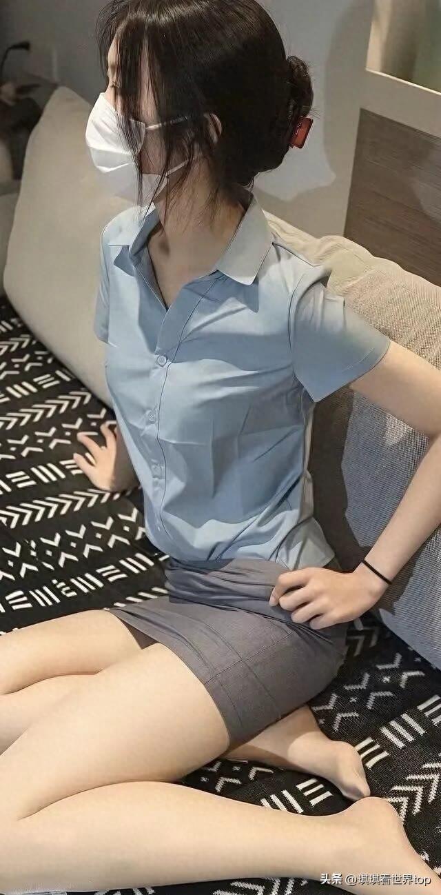 长发美女清新迷人写真集