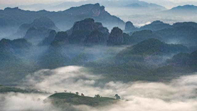 诗画问茶·大红袍｜武夷岩韵，悠然万古山水间