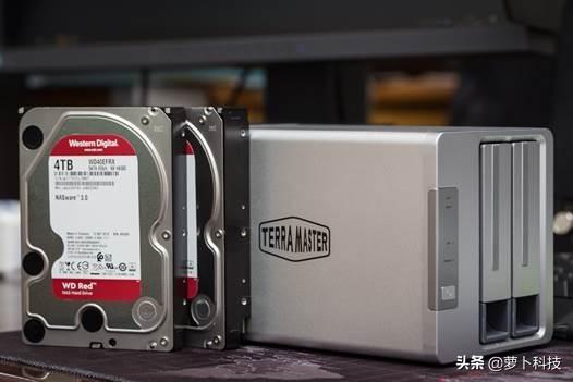 西数红盘8TB+铁威马NAS评测：打造小型数据中心实惠之选