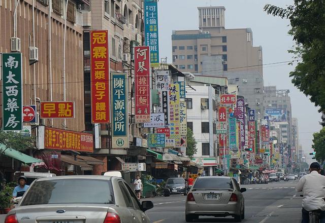 “高雄”现状，带你看看真实的台湾省高雄市