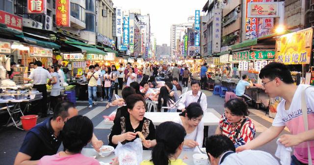 “高雄”现状，带你看看真实的台湾省高雄市