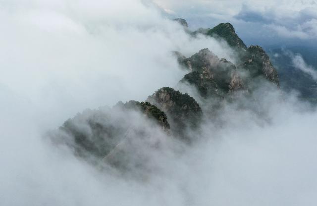 （美丽中国）烟雨长城