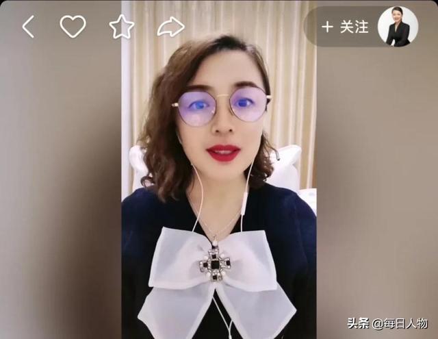 家庭主妇直播间里的笑与泪