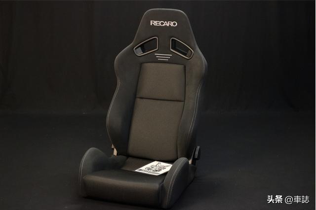 新年当然是换新“凳”啦：Recaro SR-S