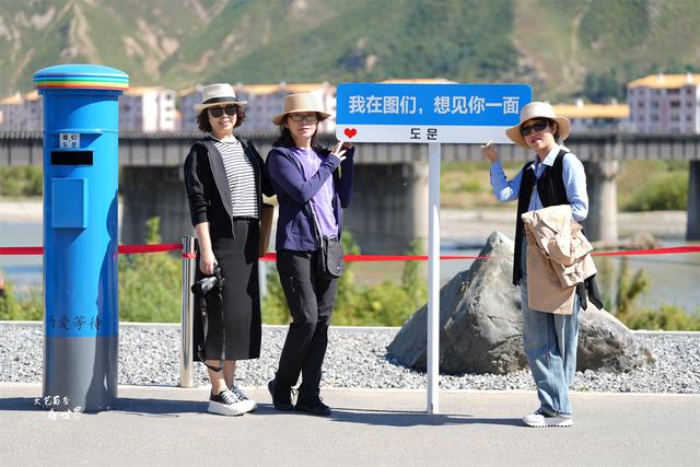 您去过边陲小城图们吗？图们与朝鲜一江之隔，小城不大、风景如画