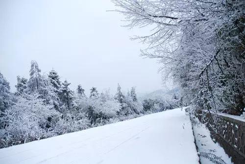 重庆这几个地方的“冰雪奇缘”之旅，去一次，再冷都值了！