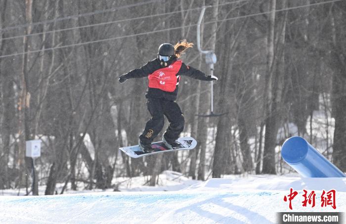 （哈尔滨亚冬会）中国队迎亚冬会百金时刻 雪上项目多点开花