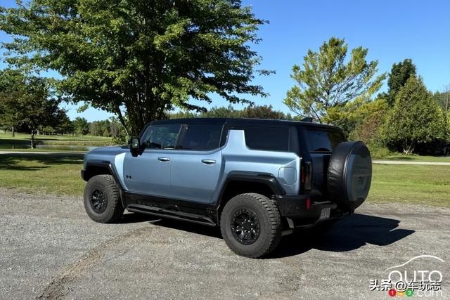 2025 GMC Hummer EV 评测：电动悍马独树一帜