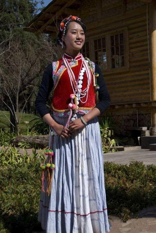 十二个少数民族，十二个节日、十二个民族的美女，版纳旅游攻略