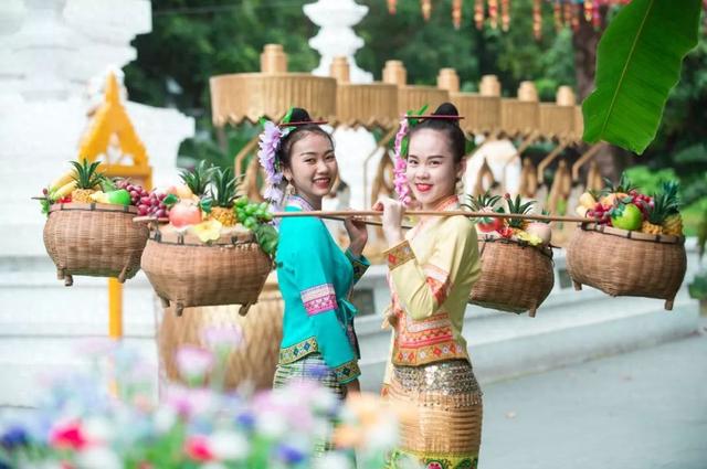 十二个少数民族，十二个节日、十二个民族的美女，版纳旅游攻略