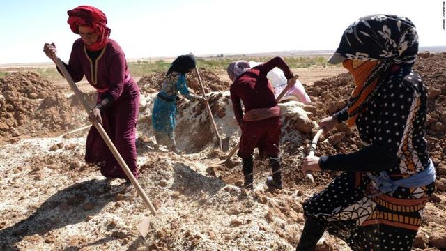 为躲避战乱、挑战世俗，战火后的叙利亚女性建起“女儿国”