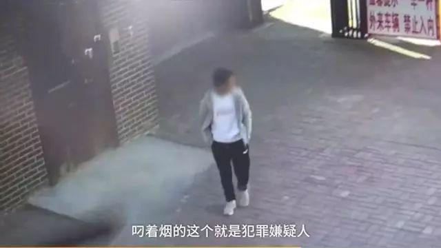 女主播被“粉丝”打骨折！打人男子：我一年打赏她九万多，竟然漠视我